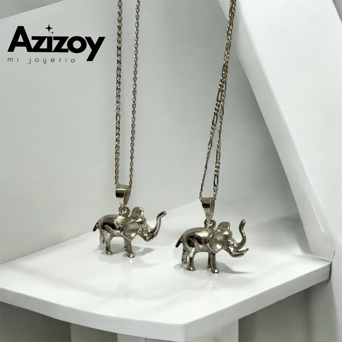 Dije Elefante con cadena.