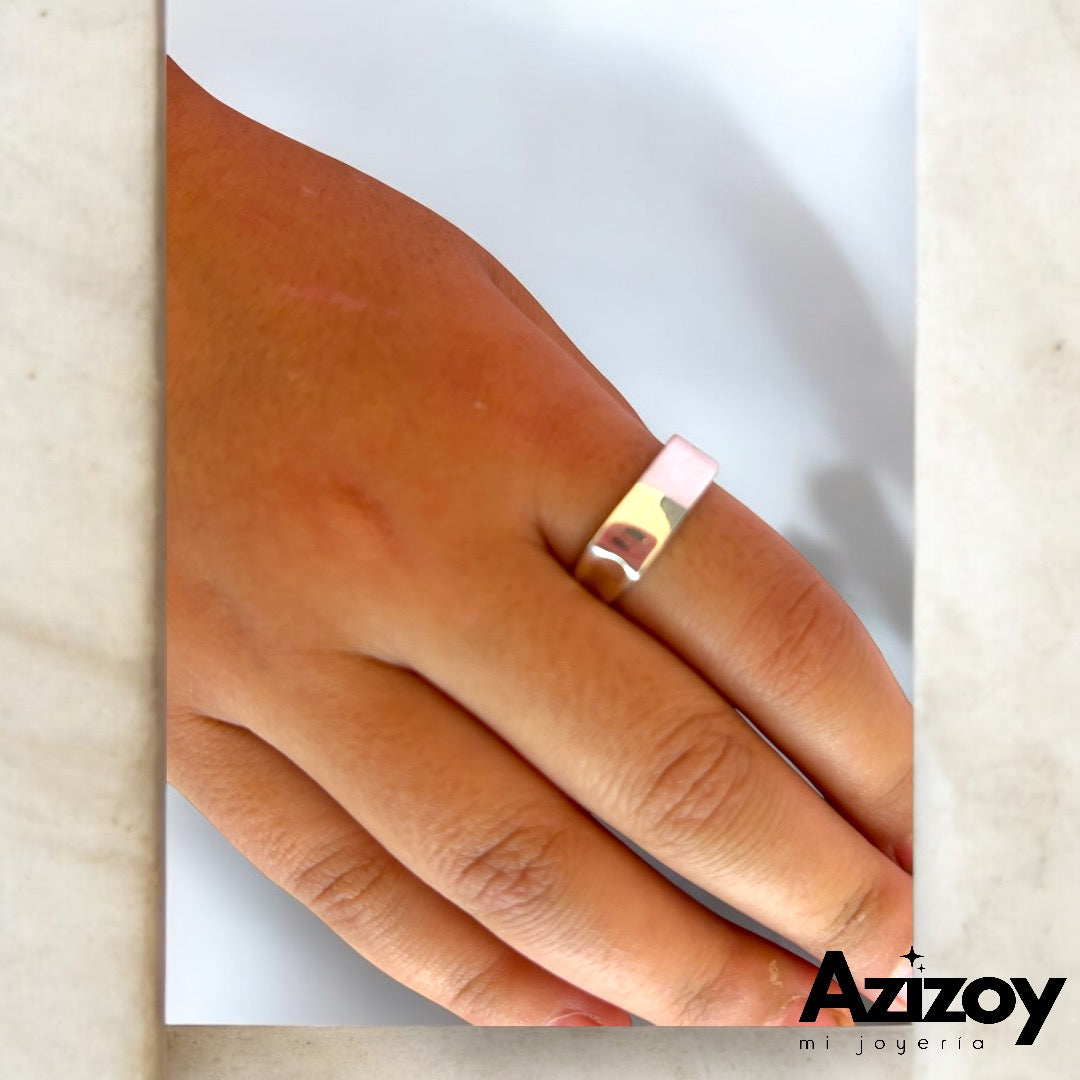 Anillo frente plano.