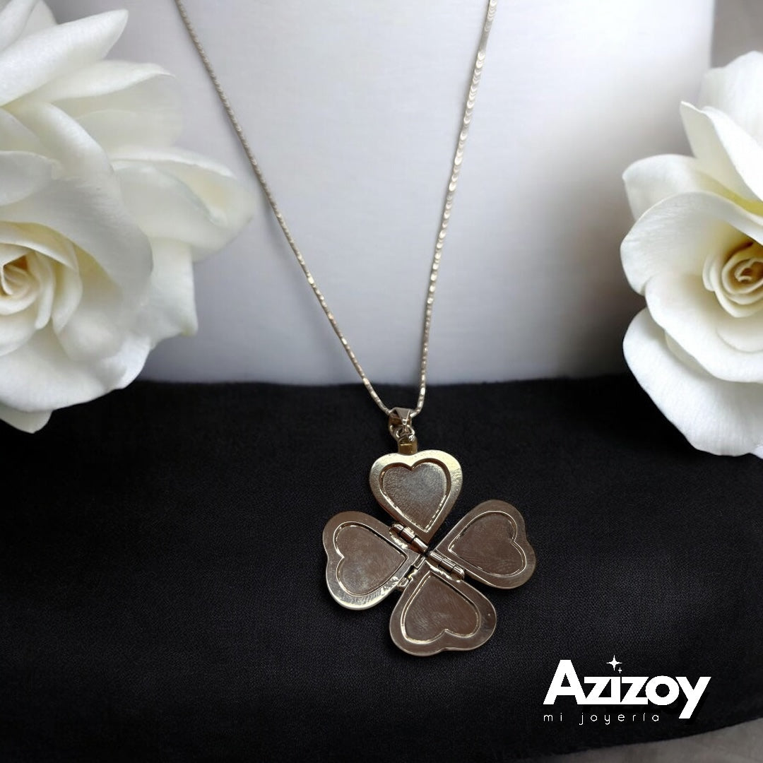 Corazón en Plata para 4 fotografías.