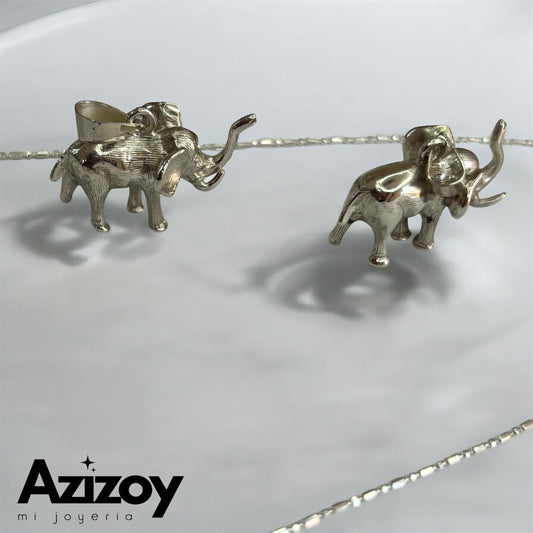 Dije Elefante con cadena.